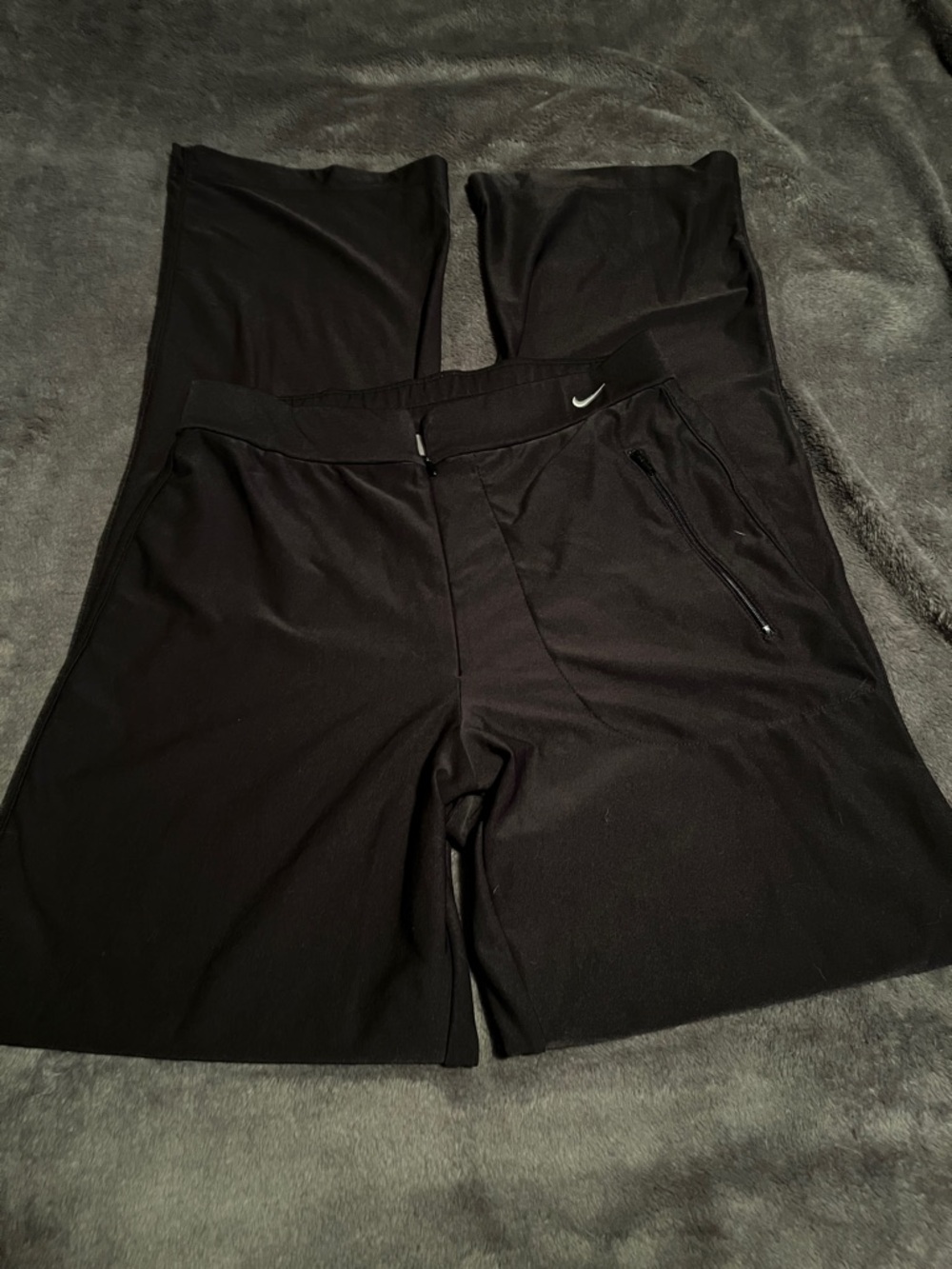 Nike Black Athletic Jogger Pants with Zipper Pocket